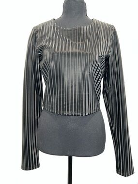 Good American Hologram Long Sleeve Crop Top